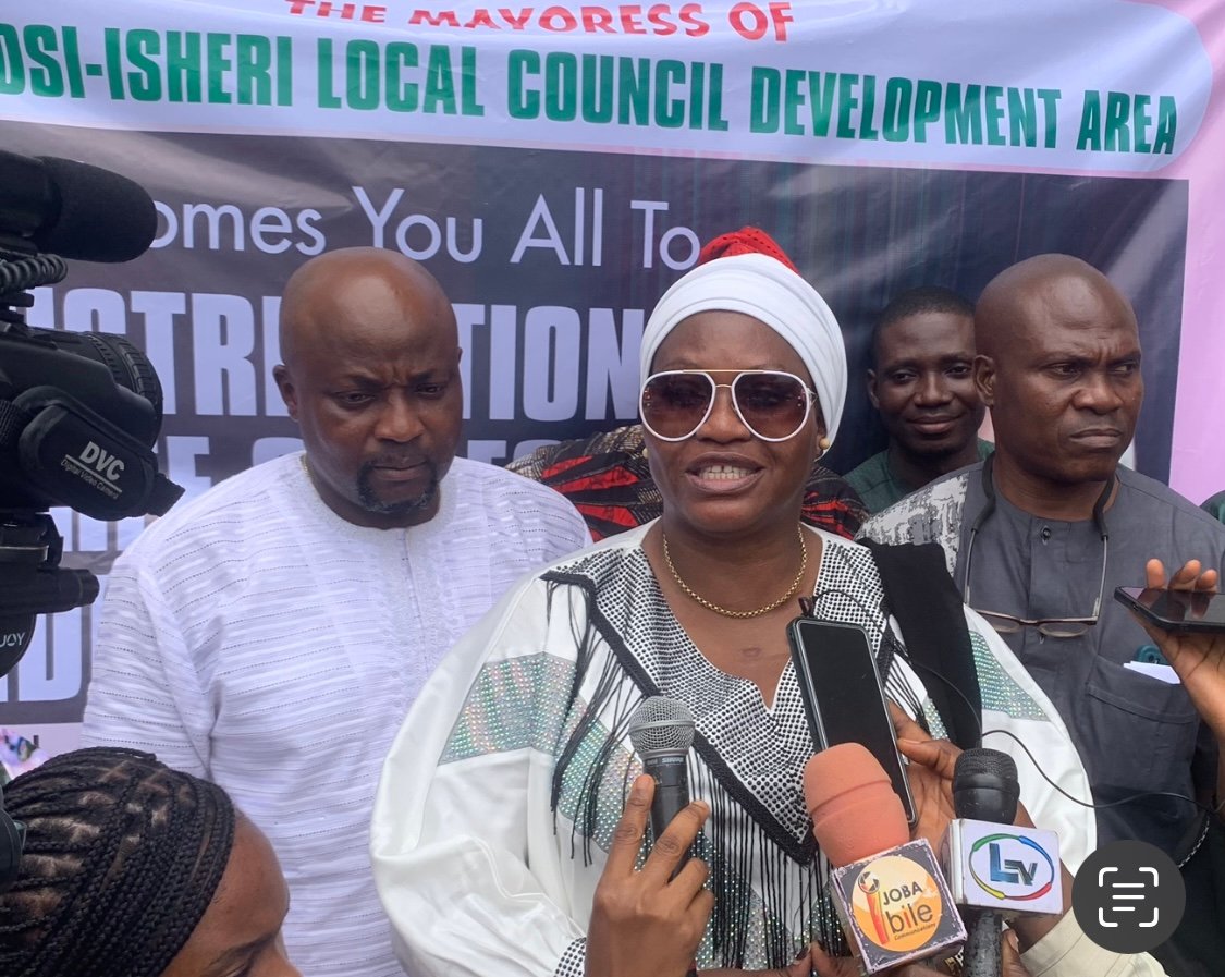 Ikosi-Isheri LCDA Celebrates Completion of Classroom Reconstruction Project